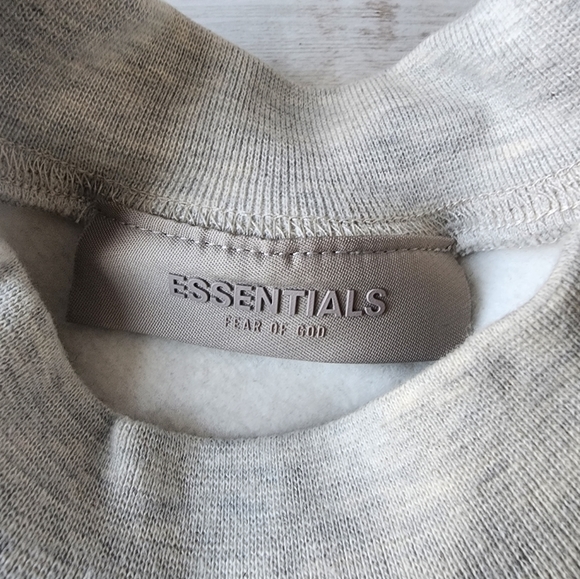 Essential fear of God sweatshirt - Picture 3 of 5